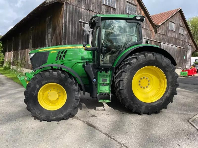 Miniatura: John Deere 6195R