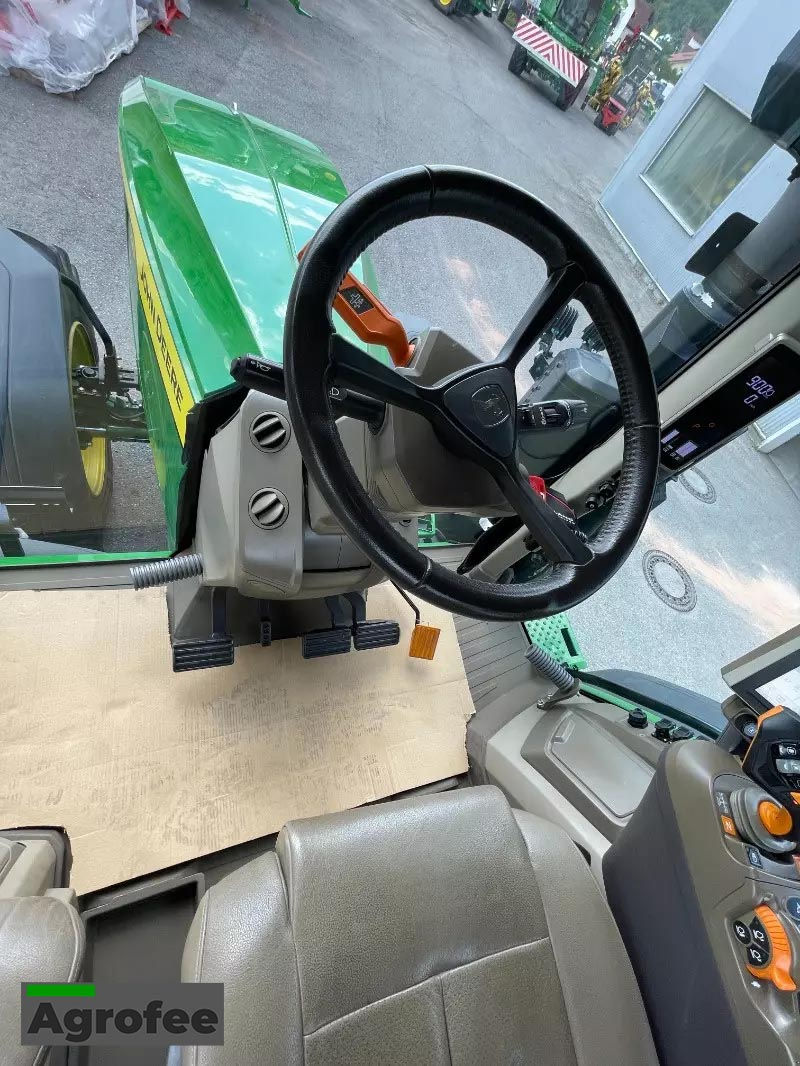 Miniatura: John Deere 7R 310