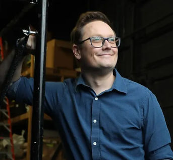 Colin-Headshot-Backstage_edited.jpg