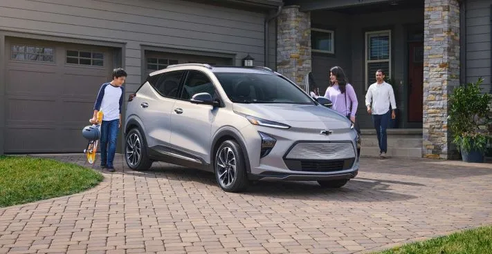 Bolt_EUV_Chevy_2023_2.jpg.webp
