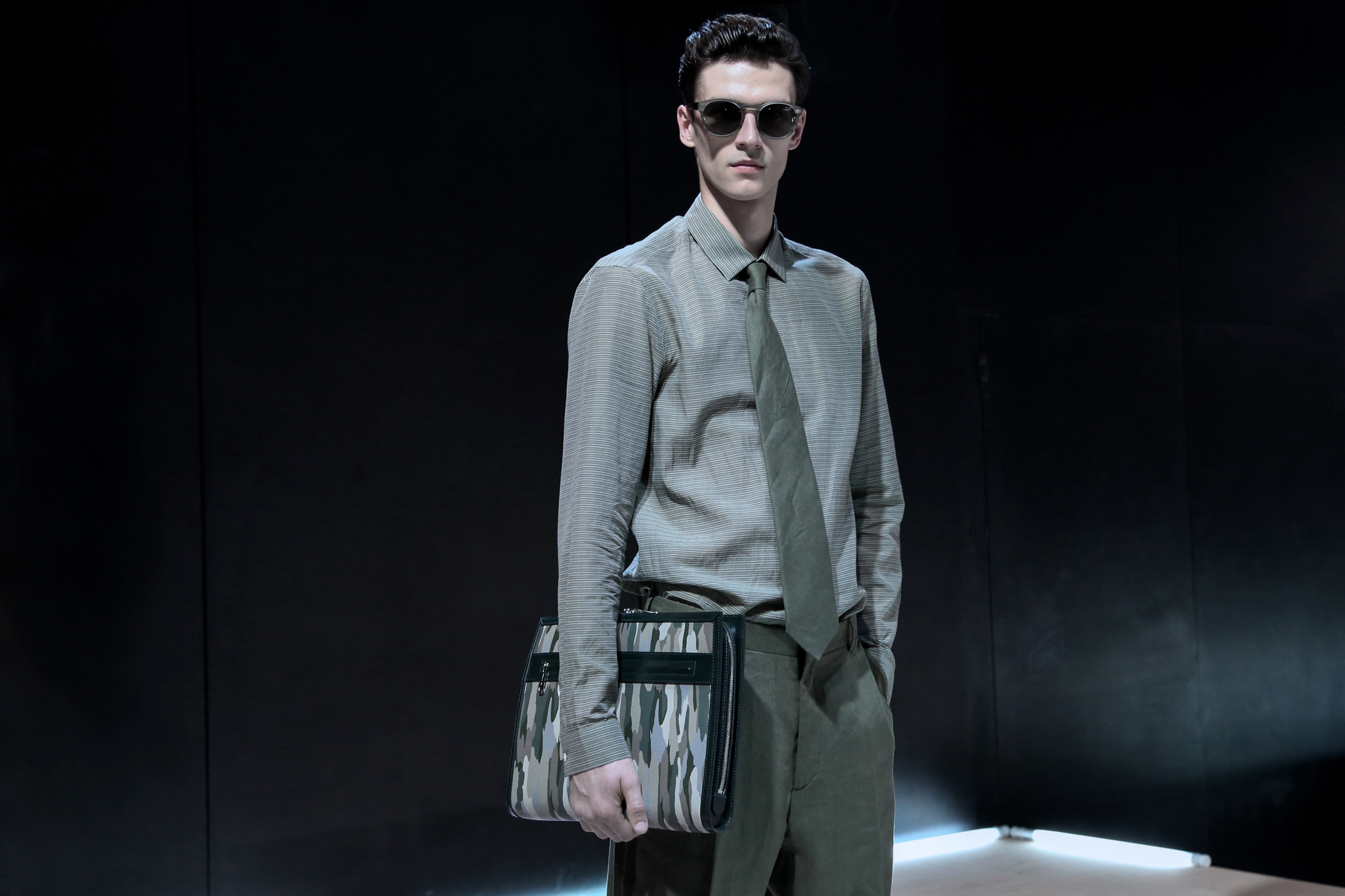 CERRUTI 1881 SS17