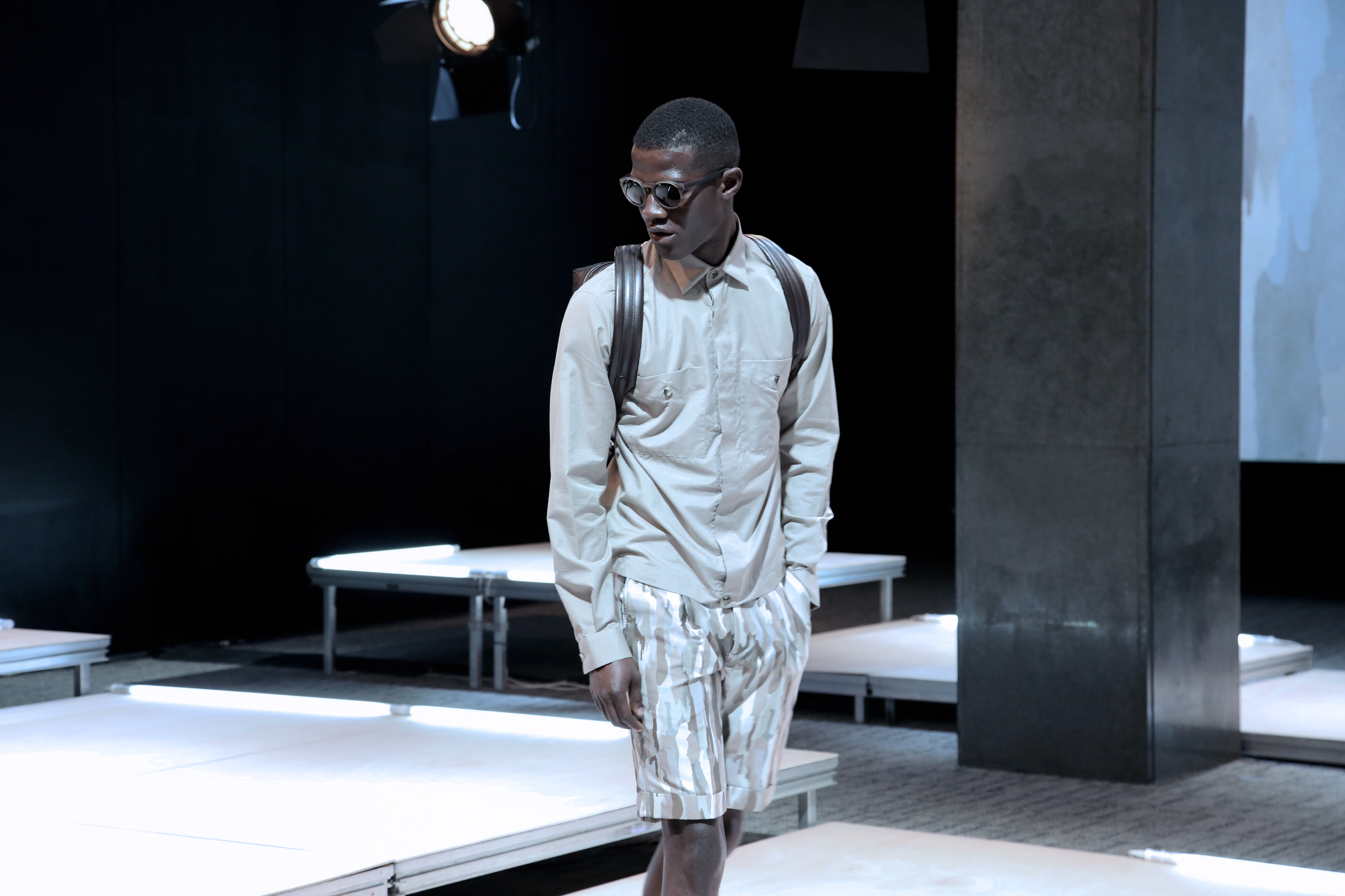 CERRUTI 1881 SS17