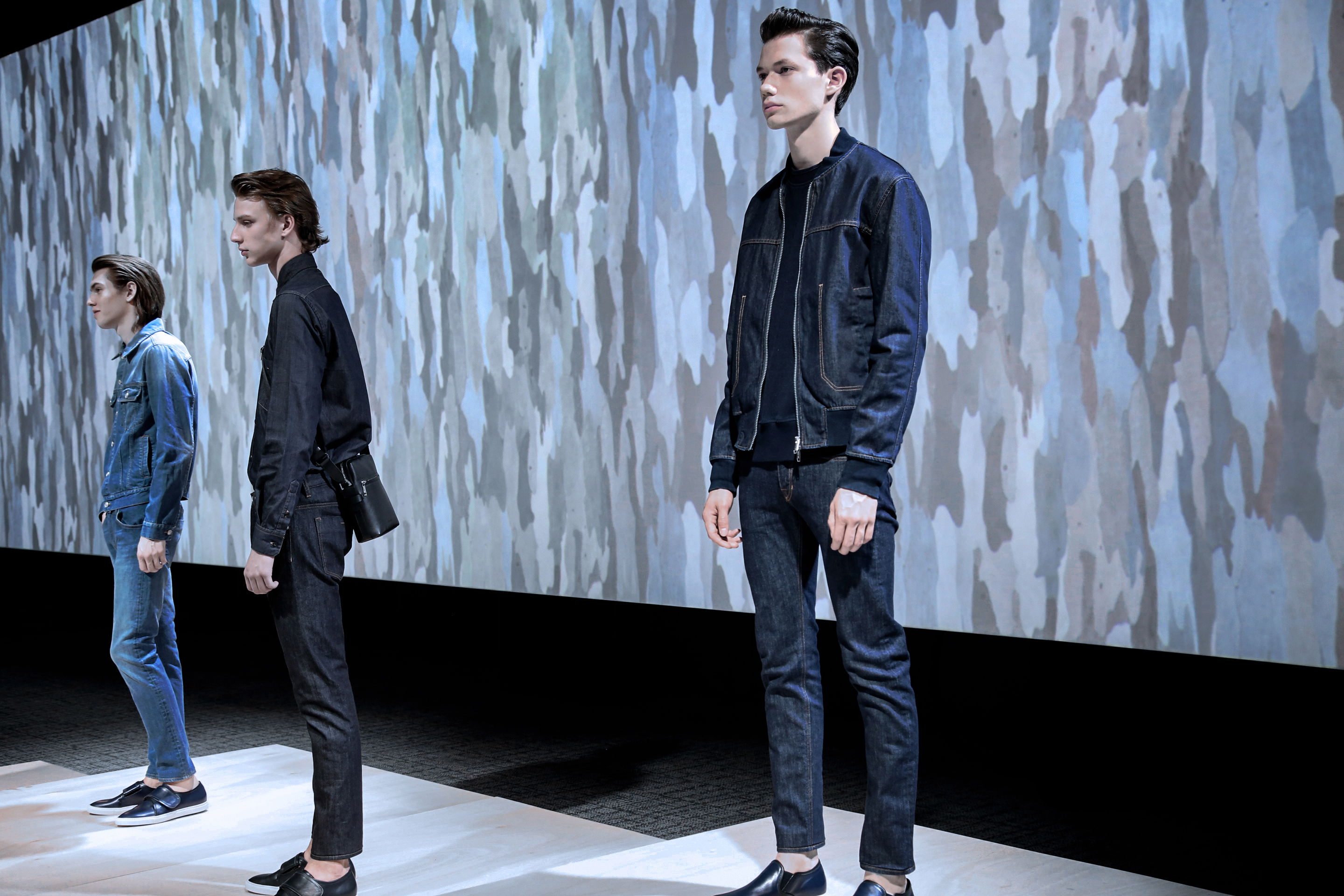 CERRUTI 1881 SS17