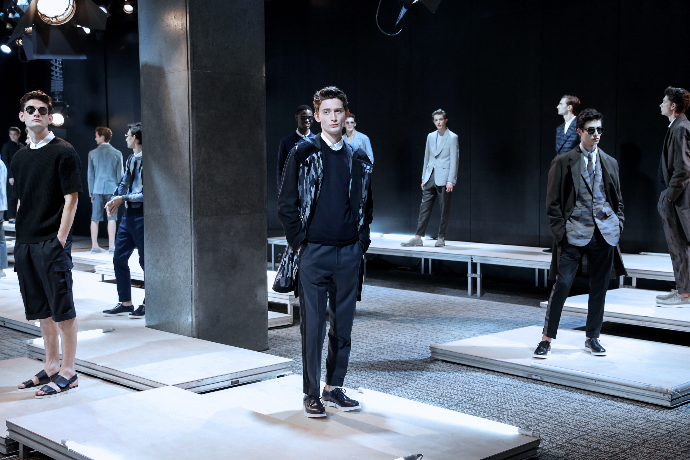 CERRUTI 1881 SS17