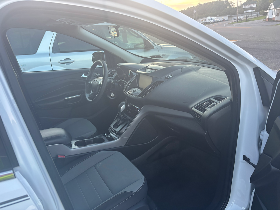 Thumbnail: 2014 Ford Escape SE
