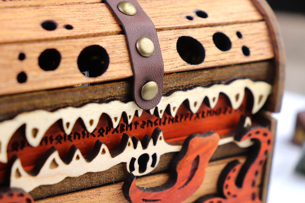 Thumbnail: Mimic Dice Box