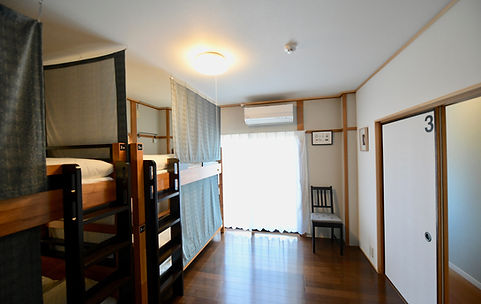 room03 24.jpg
