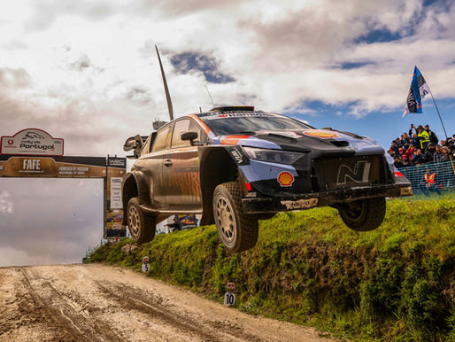 Thierry Neuville conquista un dramático Rally de Portugal y rompe la racha de Toyota