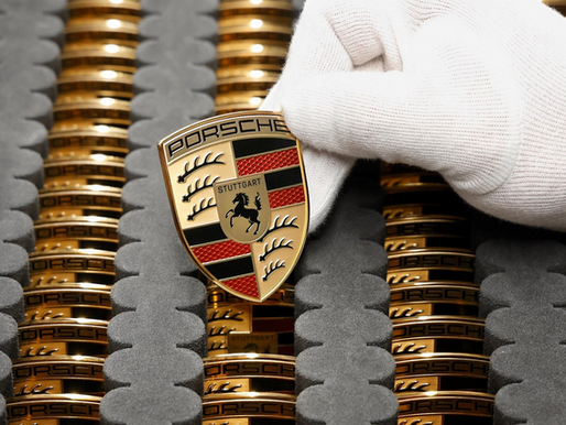 Porsche da marcha atrás en electrificación y priorizará modelos híbridos