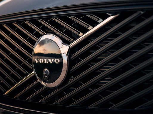 Ventas globales de Volvo caen 14% en julio y marcan mínimo histórico del año