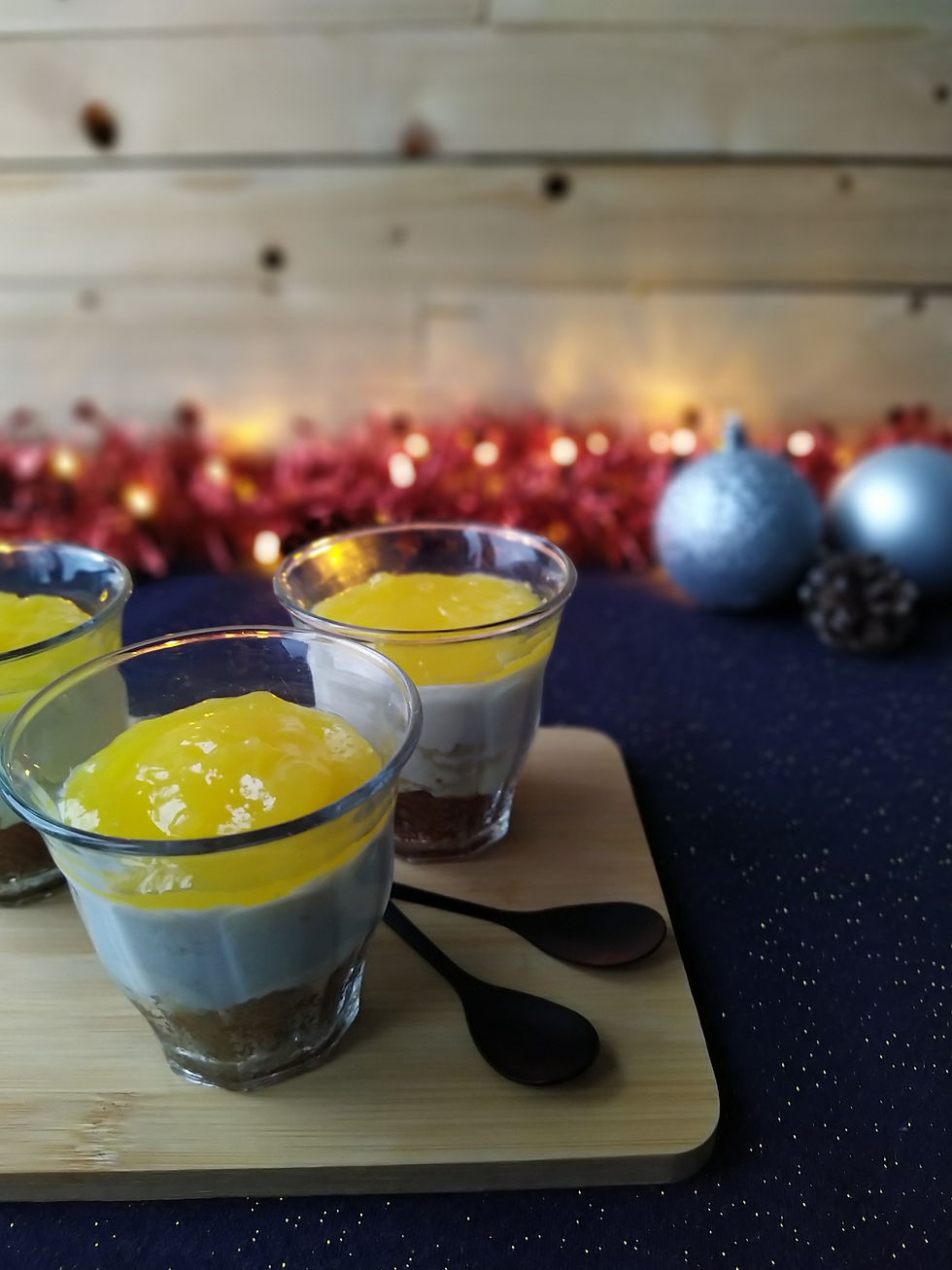 Nobake Mascarpone Cheesecake met Speculaas, Witte Chocolade en Lemoncurd