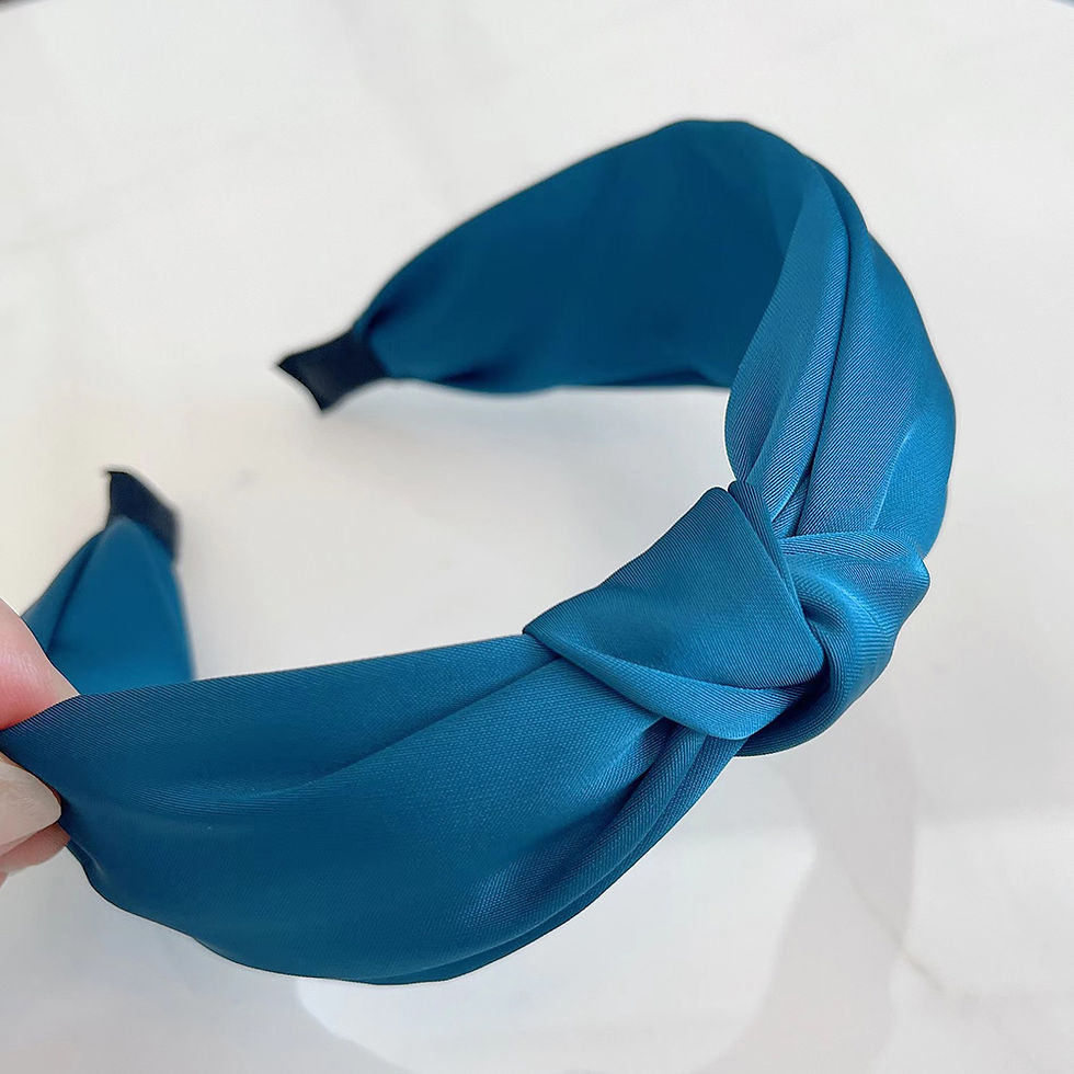 Thumbnail: Fashion Simple Thick Fabric Solid Color Knotted Hairband Women's Girls Head Band