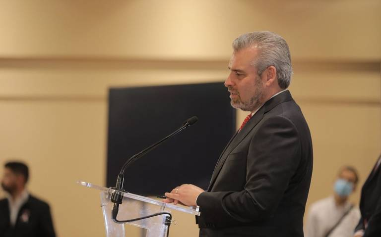 Gobierno iniciará liquidación de adeudos a maestros en Michoacán