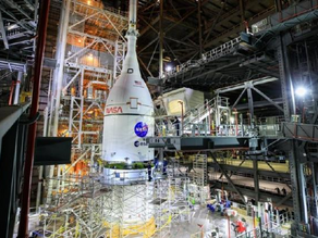 NASA prepara lanzamiento de megacohete alrededor de la Luna