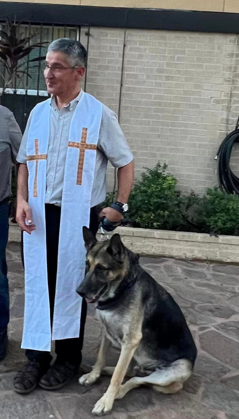fr luis roy