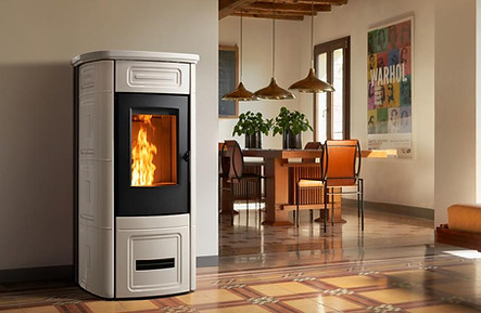 stufa-pellet-p931r-4-11-kw-maiolica-a-piu-parete-angolo-filomuro-premium-line_immagine1.jp