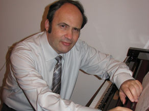 Dr. Boris Pigoubet