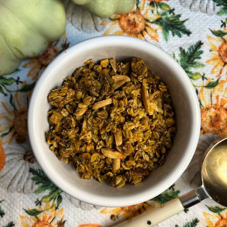 Healthy Vegan Pumpkin Granola: Quick, Easy & One-Bowl Recipe
