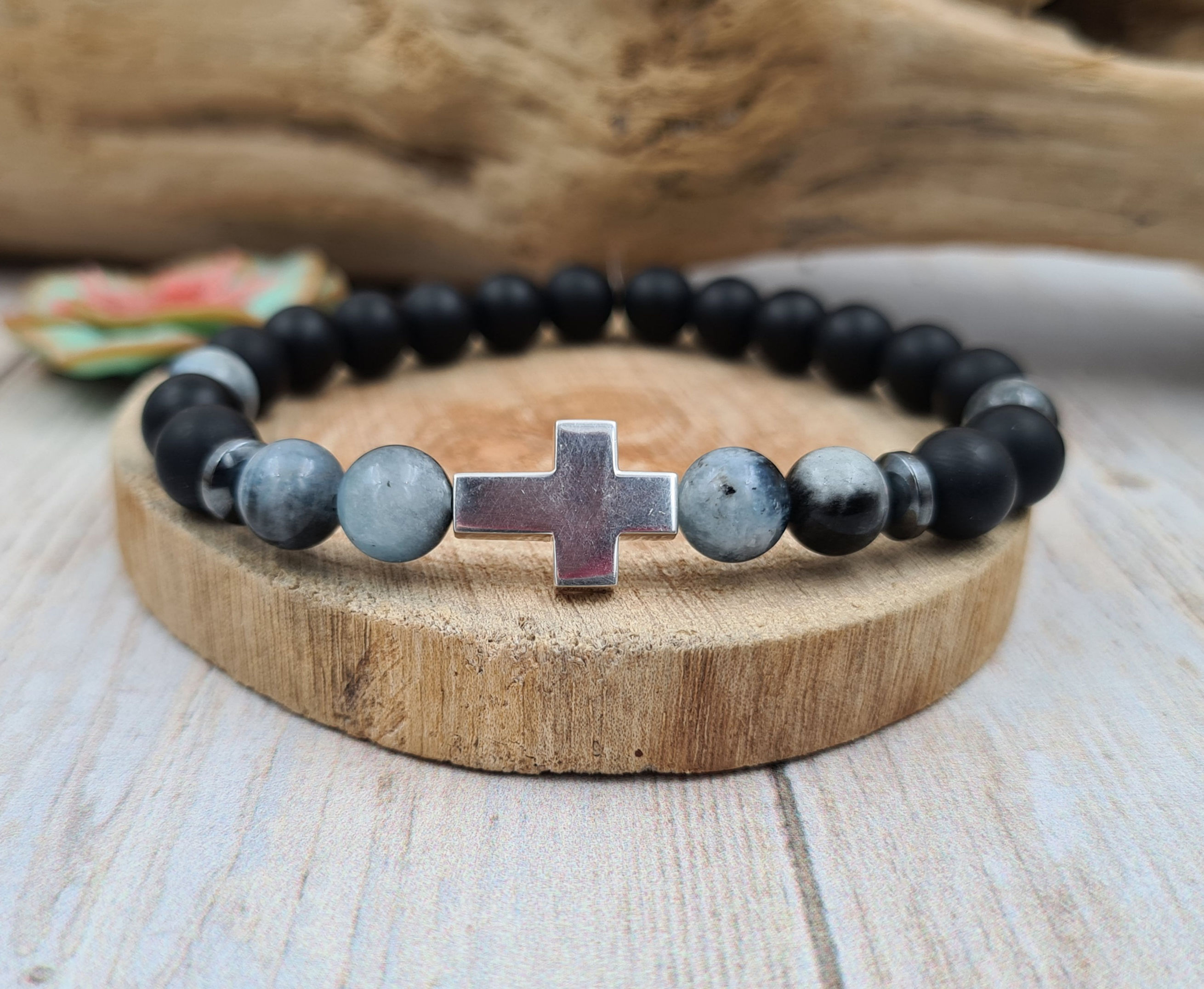 Aigue marine du Brésil - Onyx mat et croix hématite