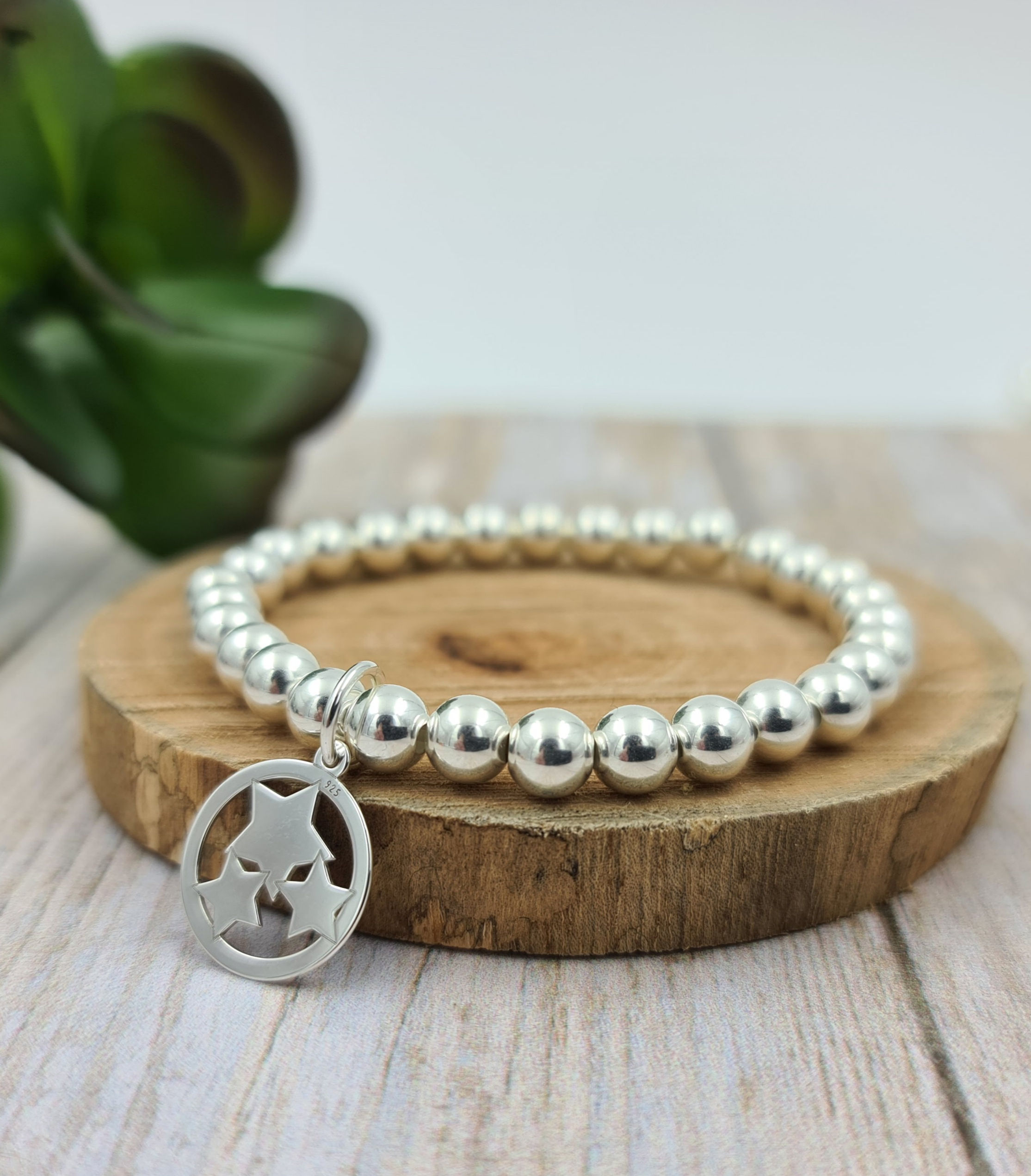 bracelet-perles-argent-925-pendentif-trio-étoiles-bijoux