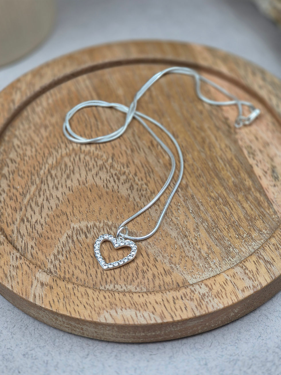 Miniature : Collier chaîne serpentine - pendentif coeur zircons