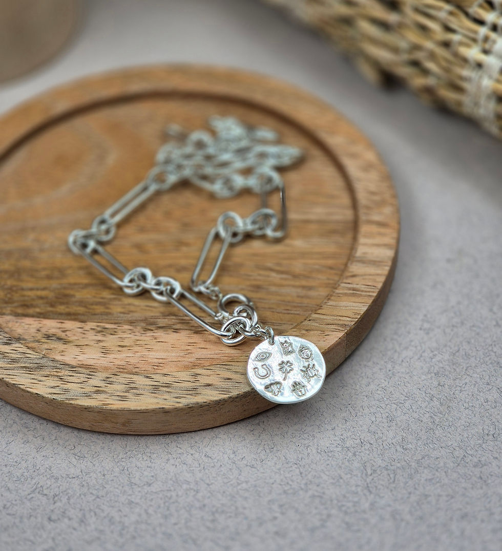 Miniature : Collier ras du cou - médaille porte-bonheur universelle 