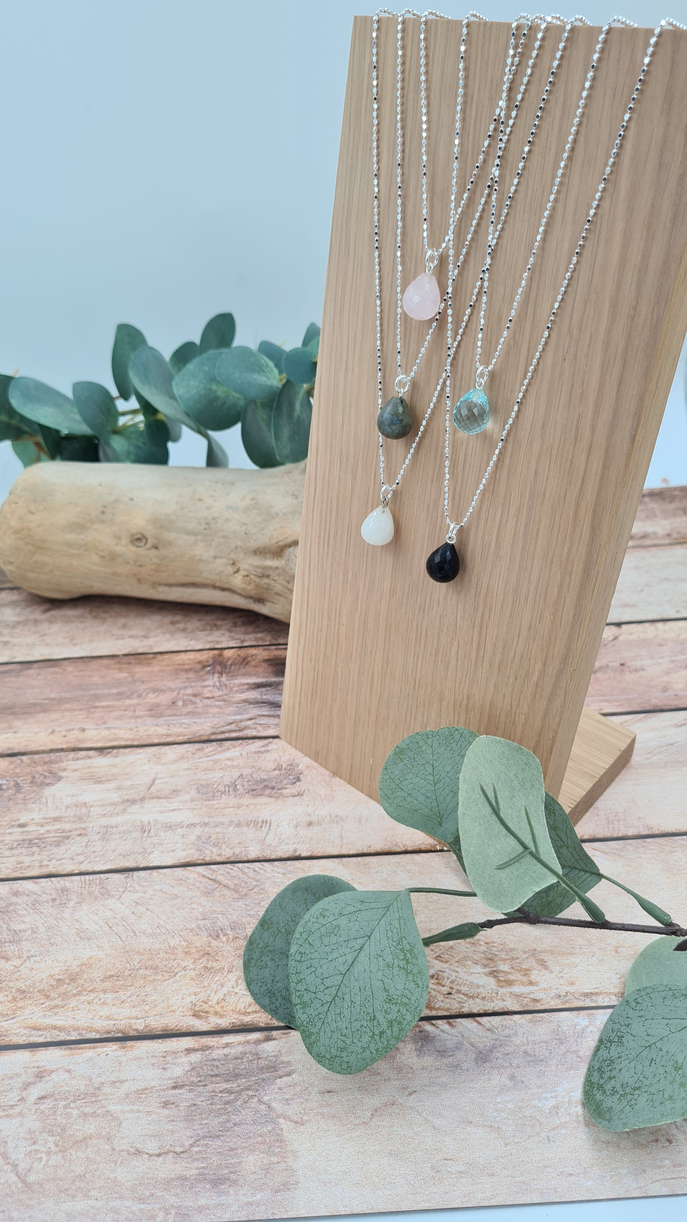 Collier court argent - pendentif goutte facettée pierre fine