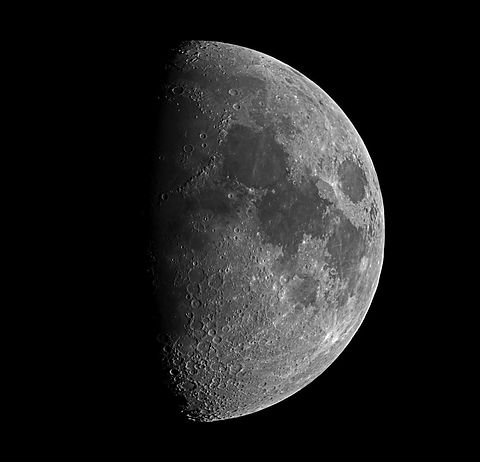 imagelune.jpg