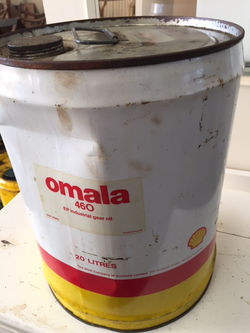Vintage Shell Omala Oil Tin.