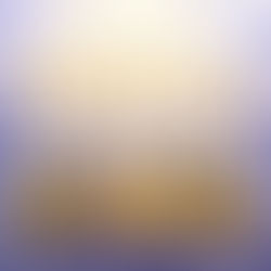 Ilustración fotorrealista del rapto de la Iglesia con numerosas siluetas doradas ascendiendo entre nubes luminosas hacia una intensa luz celestial, rodeadas de rayos, con el título en letras doradas 'EL RAPTO DE LA IGLESIA' sobre un fondo de cielo resplandeciente.
