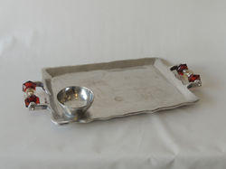 0194 - Bandeja Retangular Com Alça de Pedras e Molheira (2)