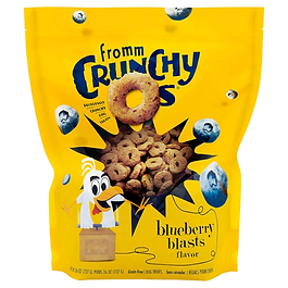 Fromm Crunchy O’s dog treats, lightweight crunchy treats that break easily into small rewards for dog training in Carmel, Indiana, including therapy dog and adventure pet training.