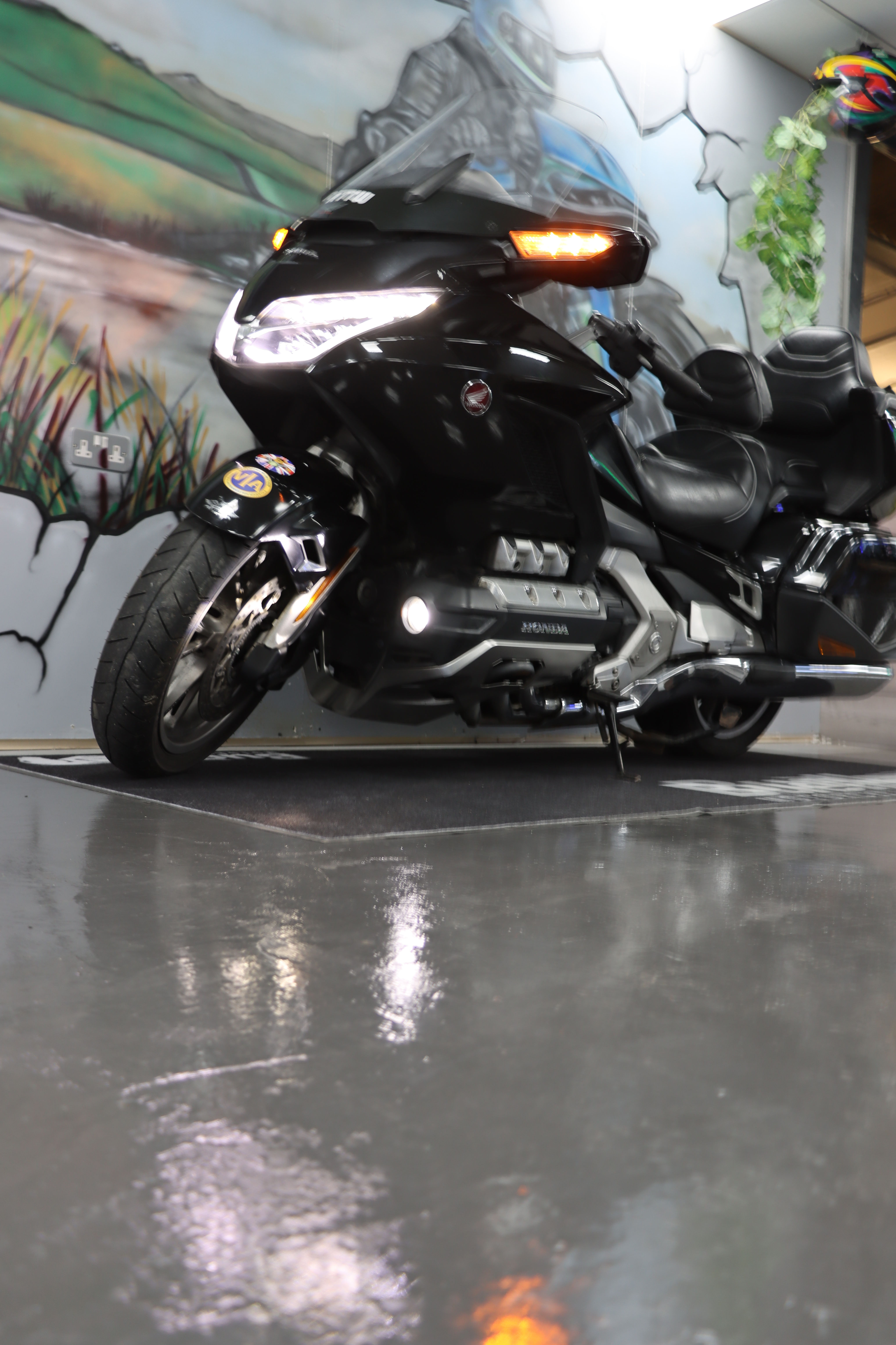 Used 2018 Honda Goldwing-DTC