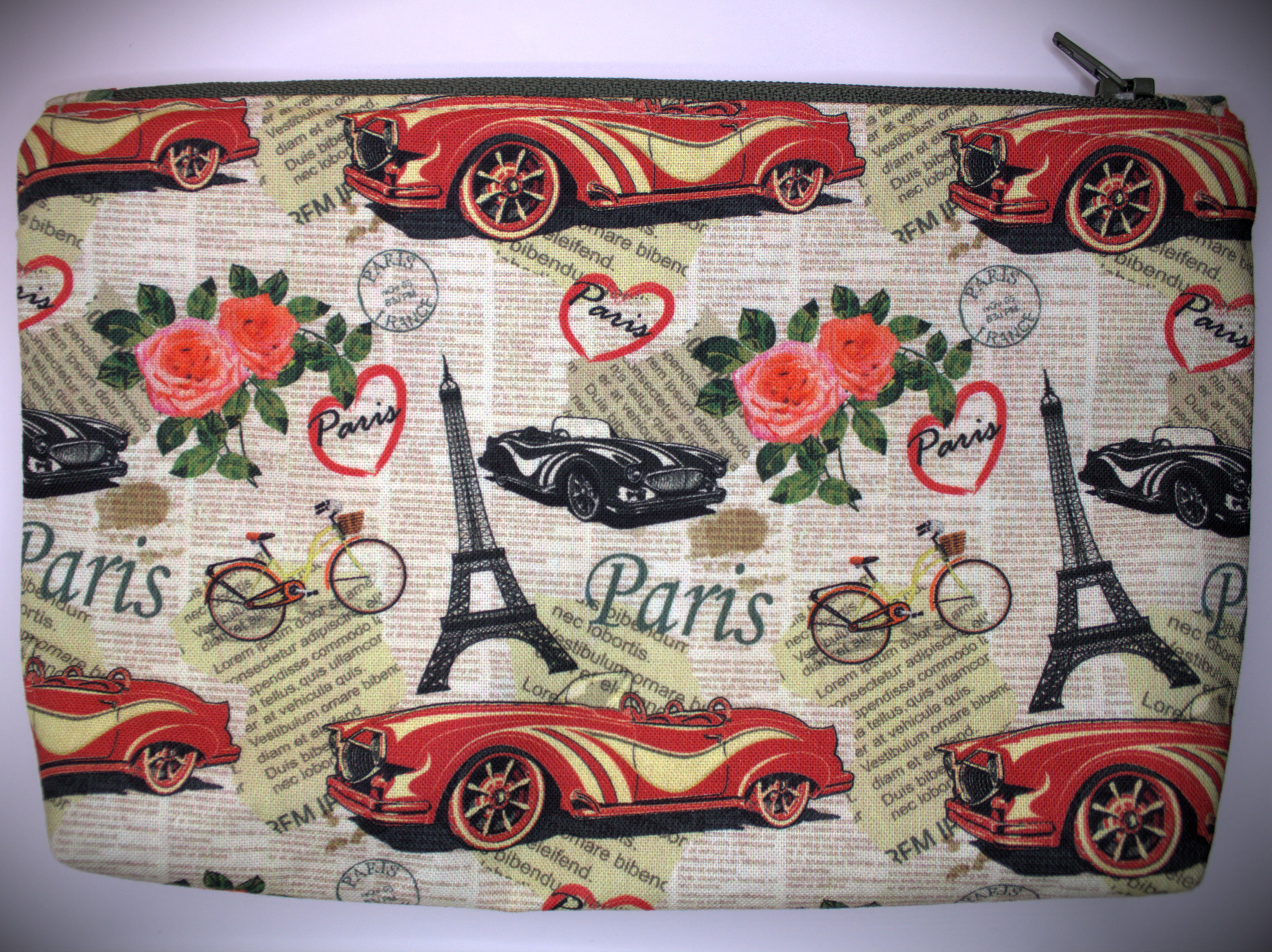 zippered wristlet hand bag paris print
