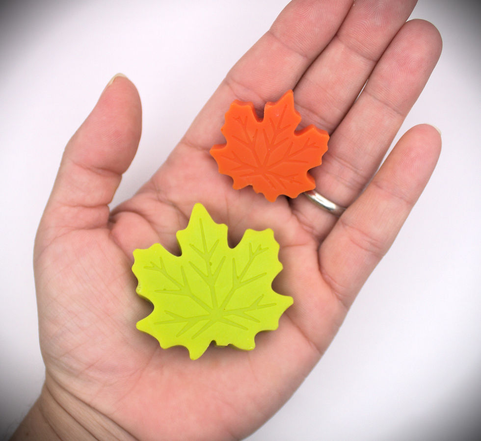 Thumbnail: Soy Wax Melts Orange & Green Maple Leaves