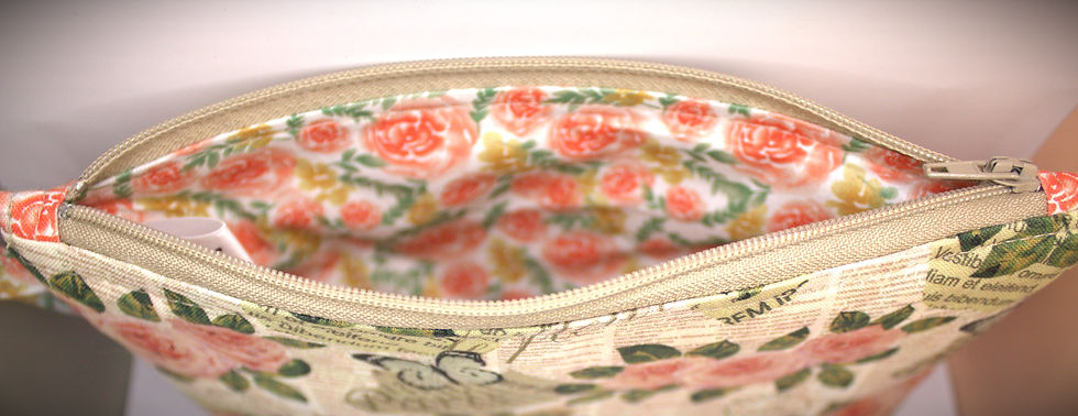 zippered wristlet hand bag tea rose and butterfly print