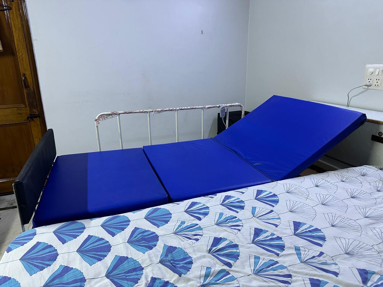 Recliner Bed For Patients On Rent