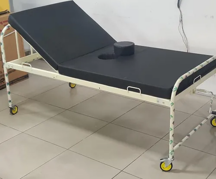 Commode Patient Bed On Rent In Kolkata