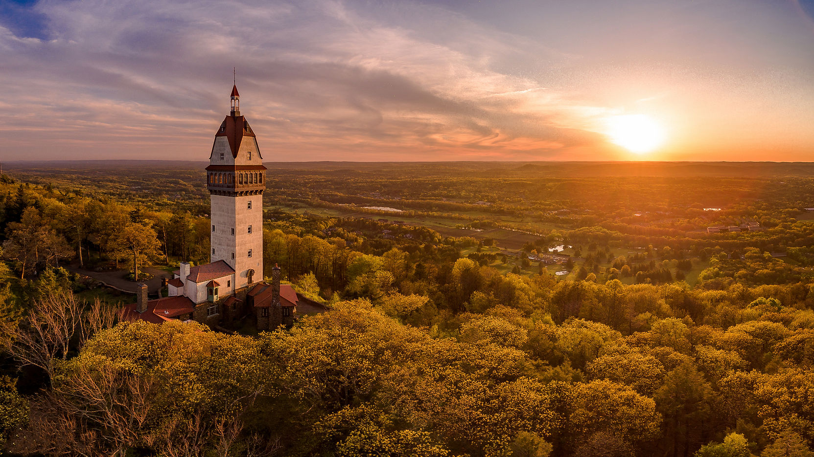 Heublein Tower.jpg
