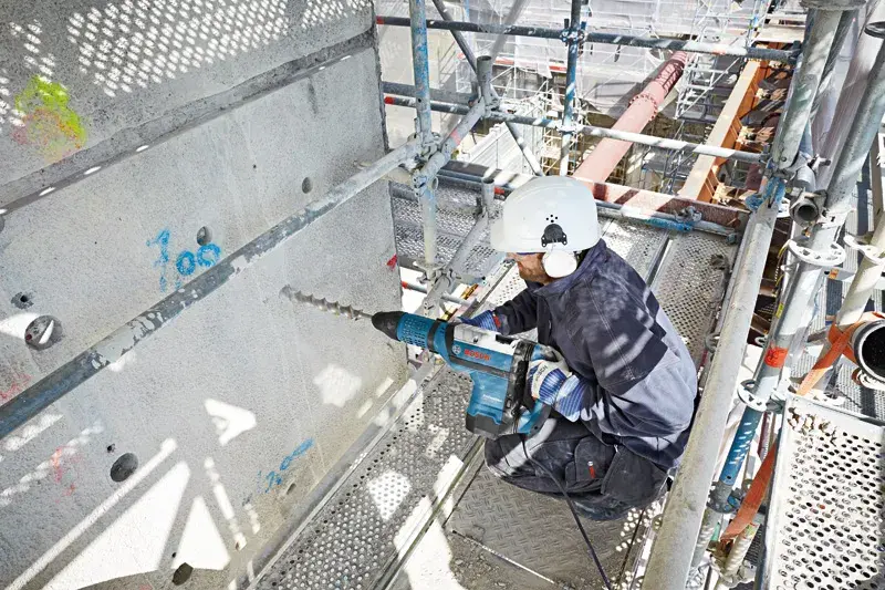 Miniatura: ROTOMARTILLO BOSCH GBH1252DV