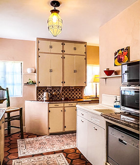 kitchen1.jpg