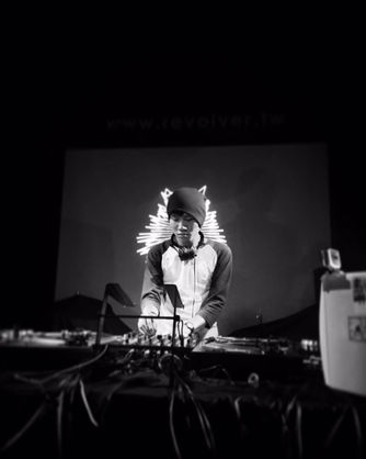DJ Sub 12/8(五)19:00 DJ音樂饗宴