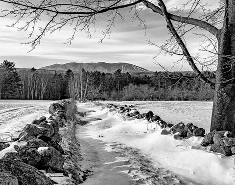 Path to Mountain