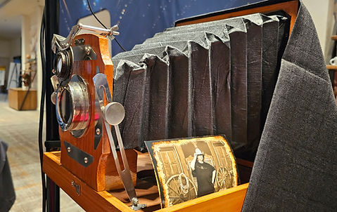 The Belos (Vintage Camera)