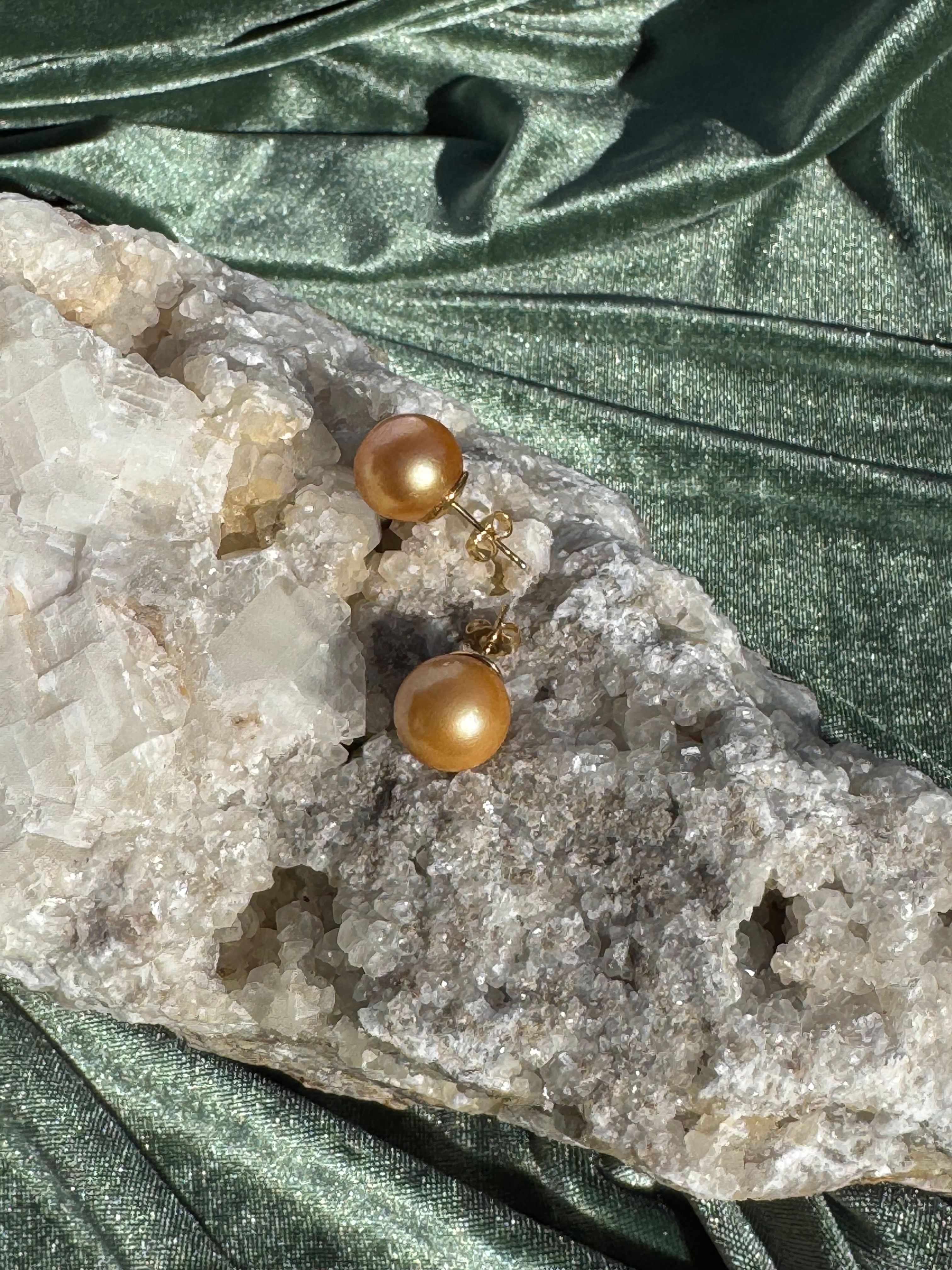 Solea - Golden South Sea Pearl Stud Earrings