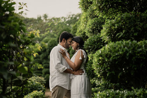 Abhishek & Akanksha | Couple