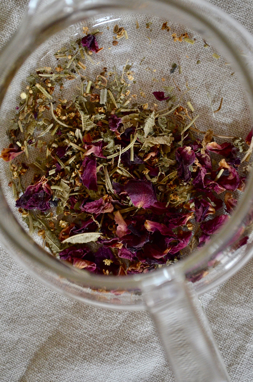 Thumbnail: detox herbal tea with rose