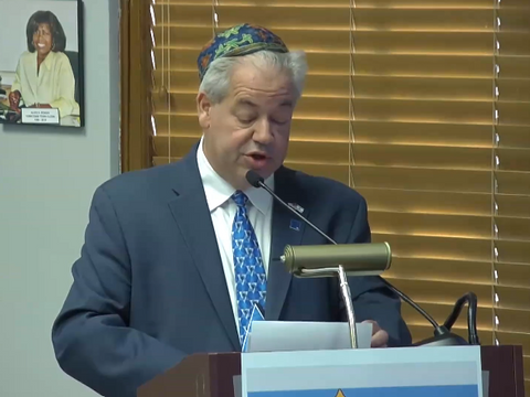 Ed Lachterman at Holocaust Remembrance