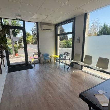 salle d'attente du cabinet