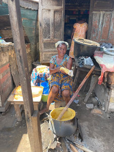 Elmina, Women of Ghana